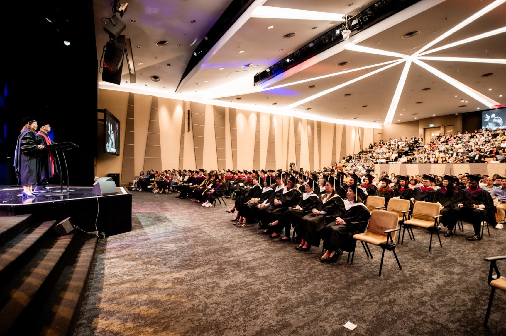 2025.05.18 魏院長受邀於新加坡TCA神學院畢業典禮證道 02